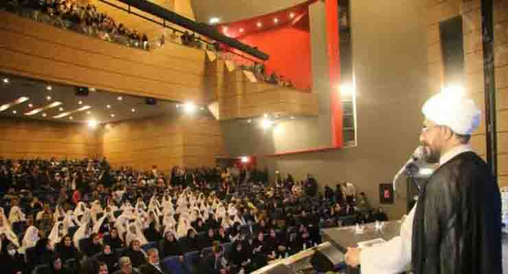اهدا 110 جهیزیه به زوجین مازندران به مناسبت دهه کرامت و سفر هیئت دولت به مازندران، اردیبهشت ماه سال1403، سخنرانی  حجت‌الاسلام و المسلمین احمد صالحی، رییس مرکز ارتباطات مردمی رییس جمهور دولت سیزدهم