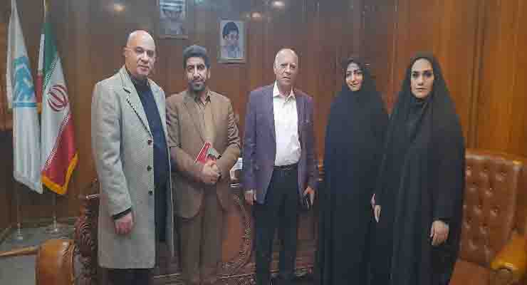 دیدار معاونت امور بین‌الملل و مدیر ارتباطات با نهادهای دولتی و غیردولتی بنیاد بین‌المللی خیریه آبشار عاطفه‌ها با معاونت رسانه‌ای بنیاد عدالت و کرامت کشوری، دی ماه سال1403