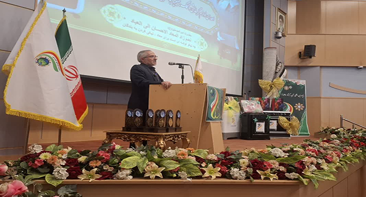 و حسن محمّدی مهینی، رییس کمیته امداد امام خمینی (ره) شهرستان اسلامشهر