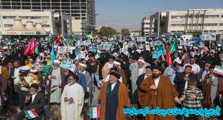 جشن میلاد پیامبر(ص) و امام جعفر صادق(ع)، برپایی مواکب پذیرایی متعدد، میدان شهدا مشهد، سه شنبه 11 مهر سال1402